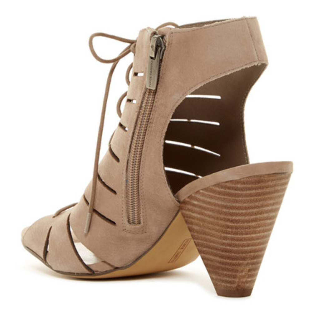 Vince Camuto Estie 9 Heels Taupe Beige Open Toe - Picture 2 of 8
